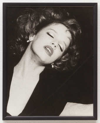 alternating images of models and apples in color and black-and-white